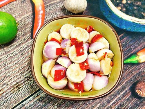 Is it good to eat pickled tomatoes?