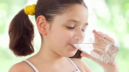 Water supply and metabolism in children