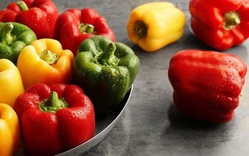 What vitamins are in bell peppers?