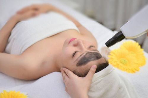 Learn laser skin rejuvenation and regeneration methods