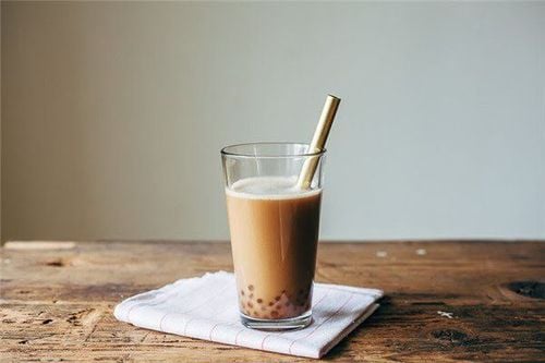 How many calories in a cup of milk tea?