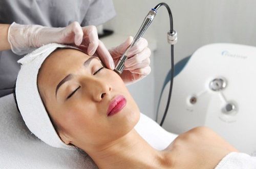 
Điều trị tàn nhang bằng laser được nhiều chị em ưa chuộng vì có hiệu quả lâu dài
