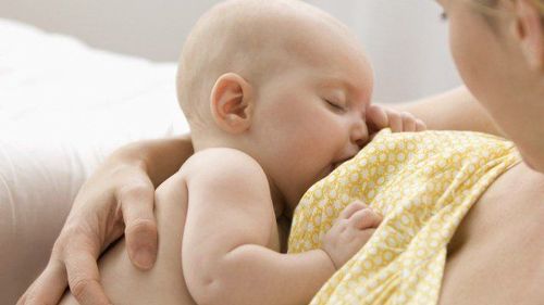 What affects the smell and taste of breast milk?