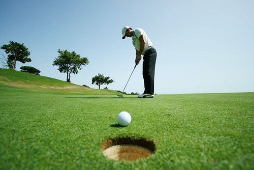 
Hiểu được cơ chế đằng sau cú đánh golf của bạn có thể giúp bạn ngăn ngừa chấn thương khi chơi golf
