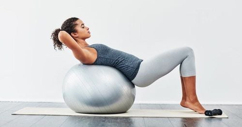 Can exercise balls be used to tone the abs?