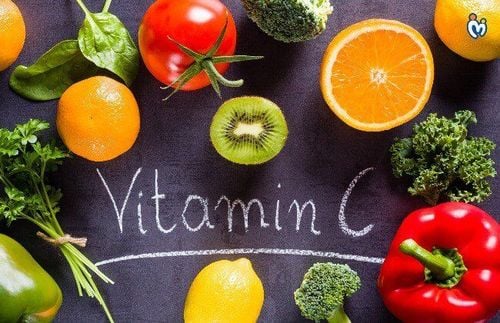 
Chưa có nghiên cứu nào khẳng định việc bổ sung vitamin C có thể phòng ngừa bệnh tim mạch
