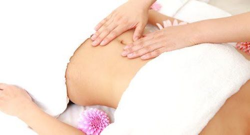 
Massage bụng mang lại nhiều lợi ích như: Giảm đầy hơi, táo bón, đau bụng kinh,...
