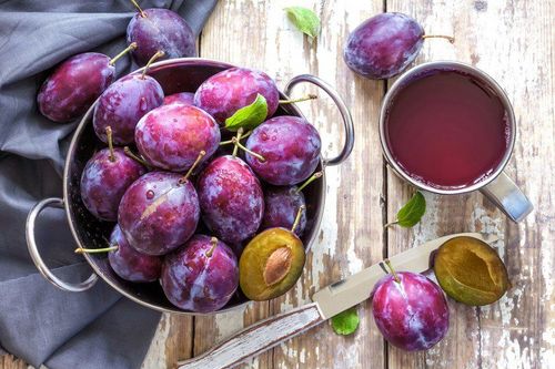 Prunes and prune juice: Health benefits and nutrition