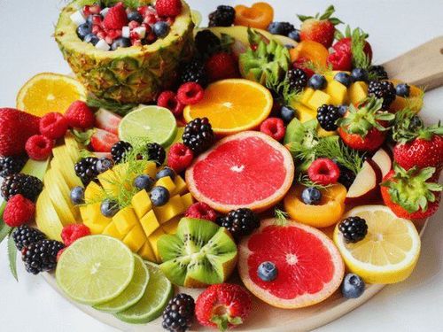 Một số người cho rằng chế độ ăn toàn trái cây là cách ăn kiêng hợp lý