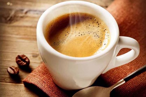 Coffee for Skin and Hair: 8 Benefits and Uses