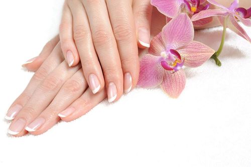 13 tips for stronger nails