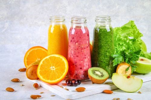 Should fruit juice be juiced or eaten directly?