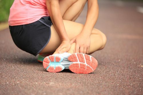 5 common sports injuries in young female athletes