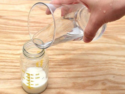 Instructions for mixing ml of milk for babies by age