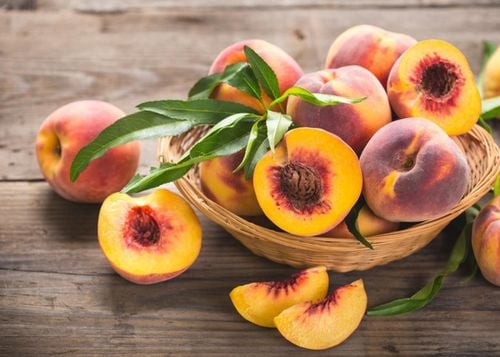 Peach, apricot, plum allergy: Symptoms and foods to avoid