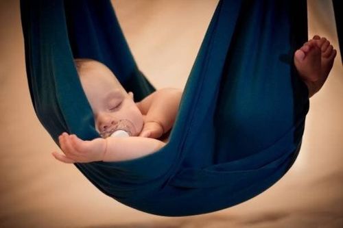 Should babies sleep in hammocks?