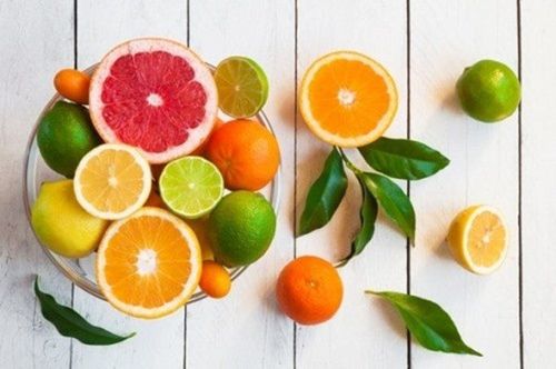 
Nguyên nhân gây dị ứng cam quýt có thể là do phản ứng chéo, dị ứng Limonene, dị ứng toàn thân
