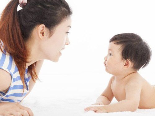 Learn to talk with your child - The stage of children from 0-1 years old