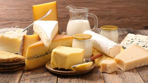 What are the benefits of eating cheese? Benefits, risks, nutrition