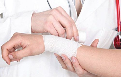 Wound first aid: What you need to know