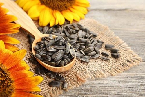 Should you eat sunflower seeds?