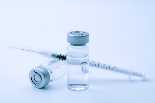 Thuốc Kevzara Syringe: Công dụng, chỉ định và lưu ý khi dùng