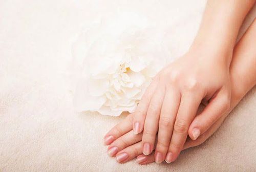 How to take care of beautiful hands that are durable over time