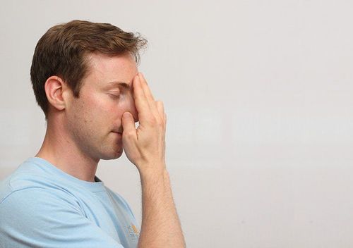 Thở luân phiên bằng mũi (nadi shodhana) là một kỹ thuật thở khi chạy bền