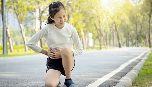 Abdominal pain while running can be caused by diaphragm spasms

