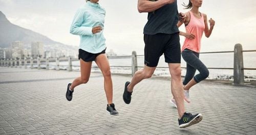 How many calories does jogging for 30 minutes a day burn?