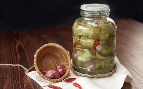 Eating pickles: What you need to know