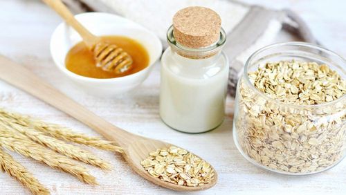 Uses of fresh milk oat mask