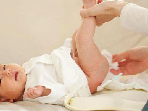 
Rotavirus gây tiêu chảy ở trẻ nhỏ và có thể kèm theo sốt
