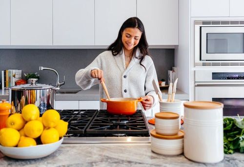 Cooking soup to cool off on summer days