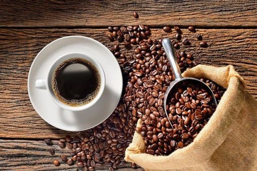 
Hạn chế caffeine có thể ngăn mồ hôi nách
