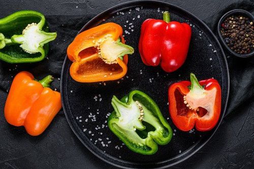 Why are bell peppers not spicy?