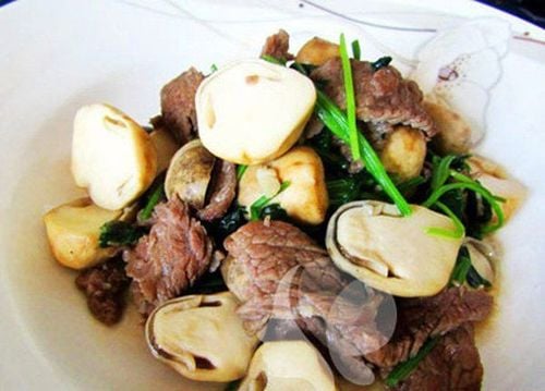 How to make stir-fried straw mushrooms with beef