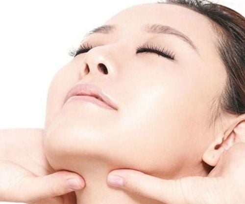 
Tiêm filler cằm sau 2-3 tiếng có thể trở lại trạng thái ổn định
