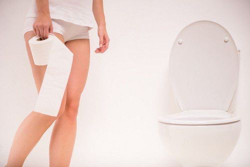 Đi ngoài ra máu khắc phục như thế nào?