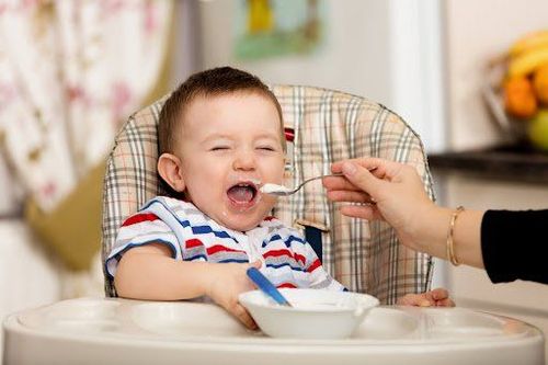 When should the baby eat porridge?