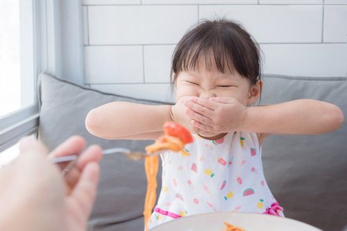 Children are afraid to eat, or vomit, is it because they have psychological problems?