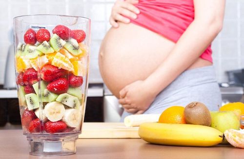 Why do pregnant women need to supplement with vitamins and trace elements during pregnancy?