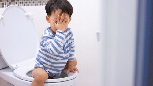 Why do children have bloody constipation?