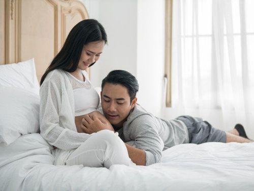 
Cảm nhận nỗi đau của người vợ mang thai đó là hội chứng mang thai đồng cảm
