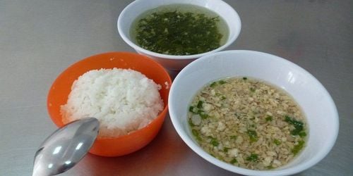 The reason why children should not eat rice soup