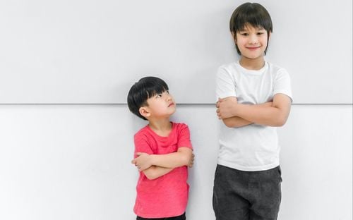 Short children due to lack of growth hormone