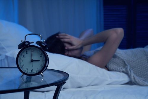 Lời khuyên để điều chỉnh cuộc sống với chứng mất ngủ vô căn