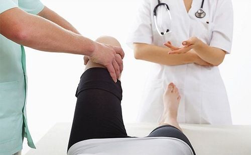 Các bài vật lý trị liệu cho người gãy chân