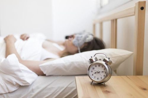 Too much or too little sleep affects memory in older women