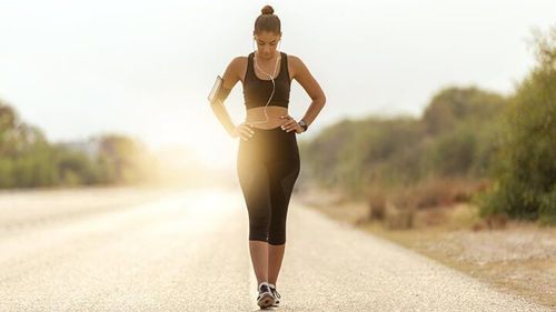 Tốc độ đi bộ có liên quan đến quãng đường đi bộ mà bạn đi được